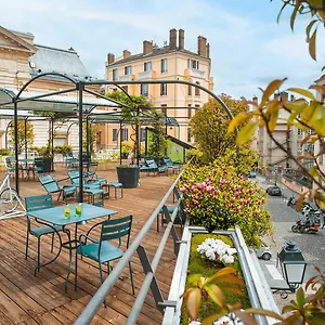 Collège Hotel
